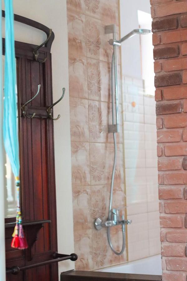 Charm Old Town Studio Брашов Екстериор снимка